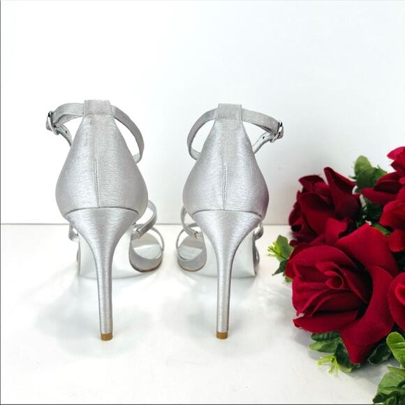 Adrianna Papell Daphne Stiletto Sandal Size 6 Silver Satin & Leather Embellished - Picture 3 of 16